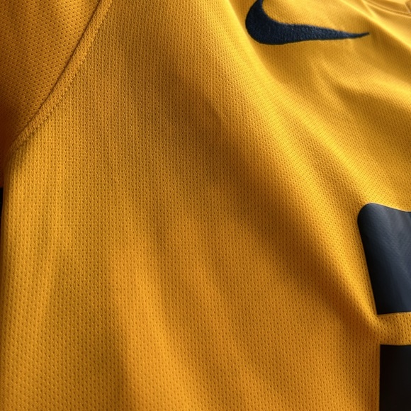 Atletico Madrid 2017 Away Jersey - Picture 14 of 14